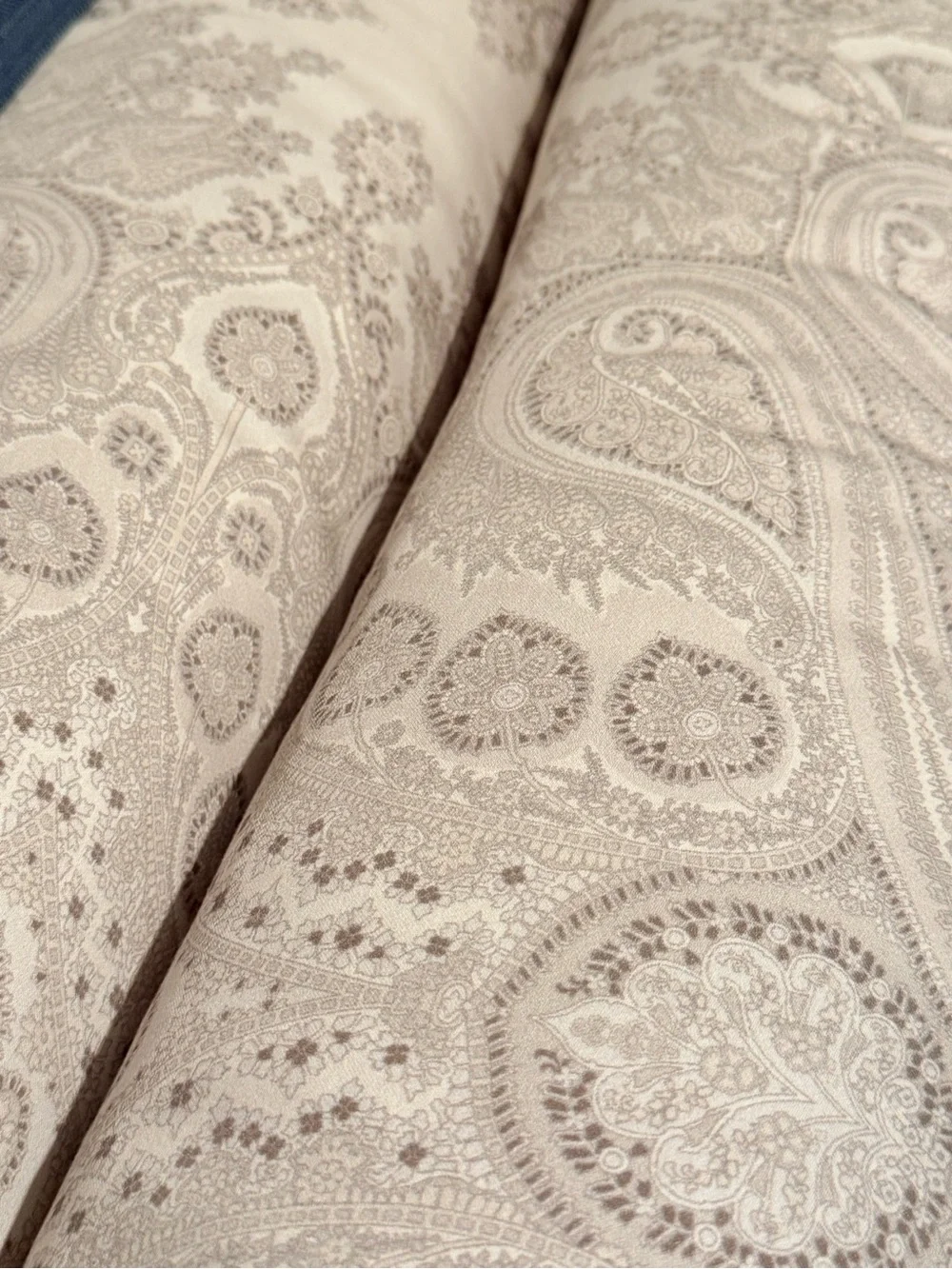 Ralph Lauren Queen Beaumont Paisley Cotton Comforter 94” x 96” Stone NWT $550
